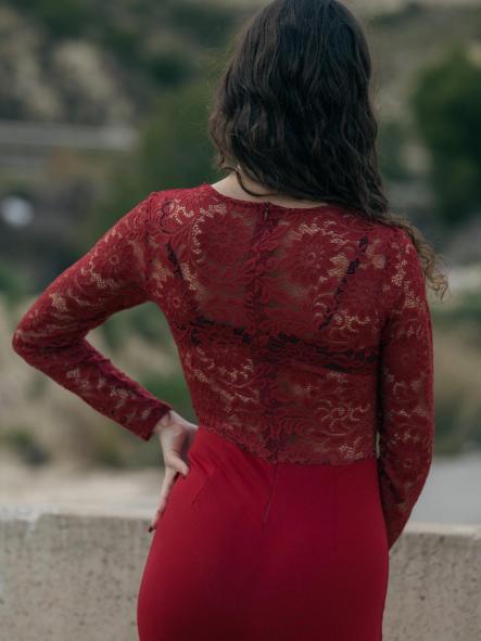 MONO LARGO MANGA LARGA DE ENCAJE [5]