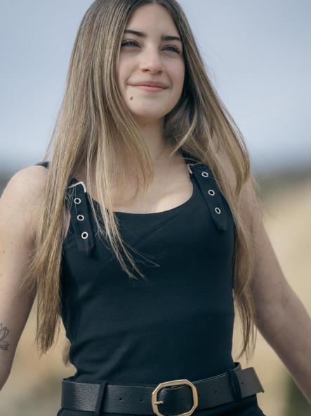 FALDA NEGRO PANTALON TIPO ANTELINA CON VOLATE [3]