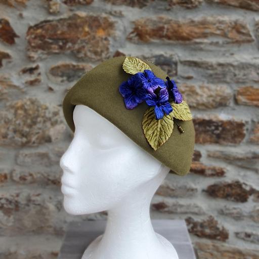 Alfiler de sombrero broche flores y hojas de terciopelo Añil [1]