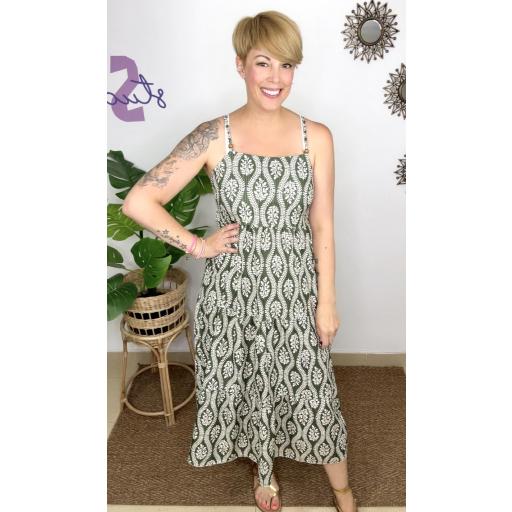 r.233 Vestido hojas