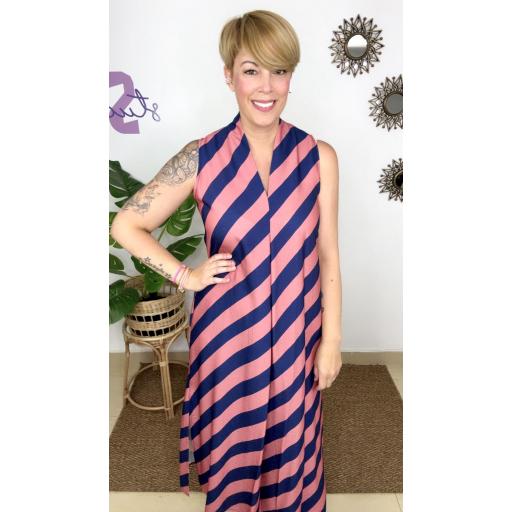 r.230 Vestido halter