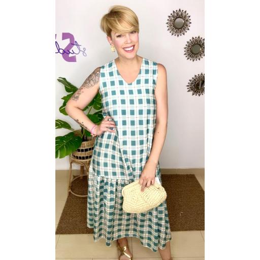 r.135 Vestido baby