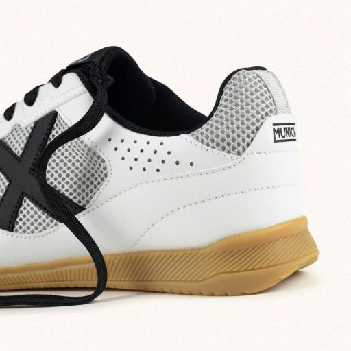 Zapatillas MUNICH DEBUT de fútbol sala blancas, negro y gris con suela caramelo 8922011 [5]