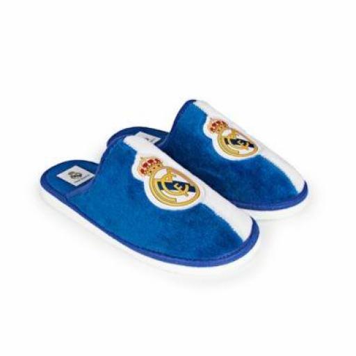 ZAPATILLA DE ESTAR EN CASA CALENTITO REAL MADRID CFRM12 RAYAS LIGERAS 24/25