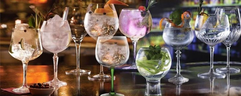 Copas y vasos. La nueva forma de beber Gin Tonics. El Club Del Gin Tonic