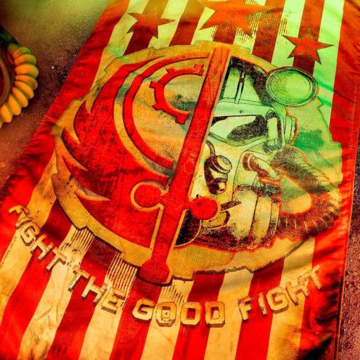 Caja metalica coleccionista Tesoros del Yermo Fallout [7]