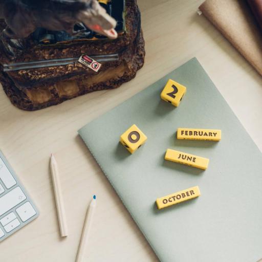 Calendario Perpetuo Jurassic Park Tiranosaurio Rex 17 cm [4]