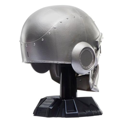 Casco premium Doctor Doom Legends Hasbro 15 cm [7]