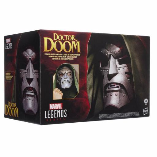 Casco premium Doctor Doom Marvel Legends [6]