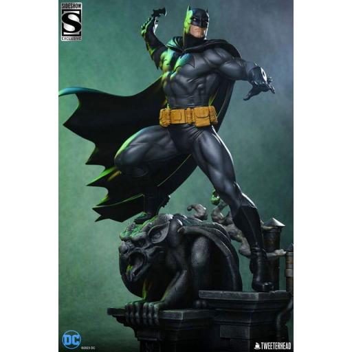 Estatua DC Comics Batman Black and Gray Edition Tweeterhead 66 cm