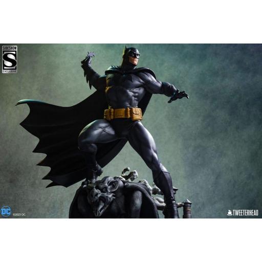Estatua DC Comics Batman Black and Gray Edition Tweeterhead 66 cm [2]