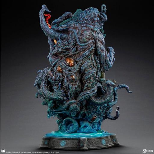 Estatua DC Comics  John Constantine: Just Another Exorcism Hangover 53 cm [6]