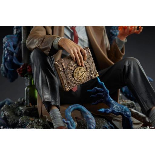 Estatua DC Comics  John Constantine: Just Another Exorcism Hangover 53 cm [4]