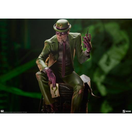 Estatua DC Comics Riddler Premium Format Sideshow Collectibles 49 cm [1]