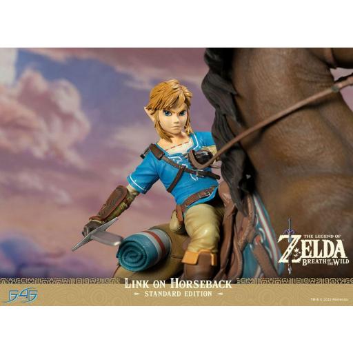 Estatua First 4 Figures The Legend of Zelda Breath of the Wild Estatua Link on Horseback  versión estándar 56 cm [3]
