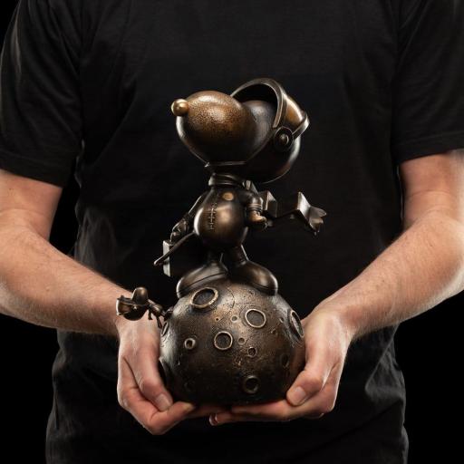 Estatua Peanuts Snoopy: First Beagle on the Moon Bronce Limited Edition 29 cm [7]