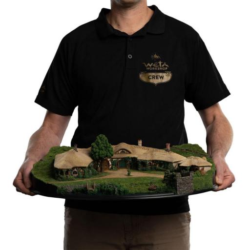 Estatua Réplica El Señor de los Anillos The Green Dragon Inn 53 cm [7]