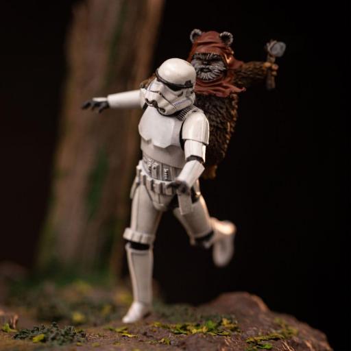 Estatua Star Wars AT-ST and Chewbacca Demi Art Scale Iron Studios 53 cm [2]