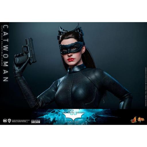 Figura Batman The Dark Knight Catwoman 29 cm [2]