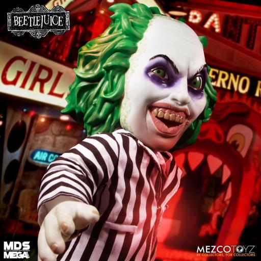 Figura Beetlejuice con sonido Mega Scale Mezco Toyz 38 cm [4]