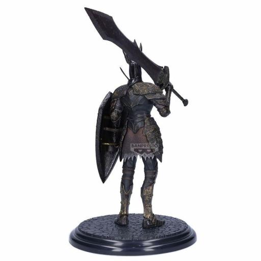 Figura Dark Souls Black Knight Sculpt Collection Banpresto 20 cm [4]