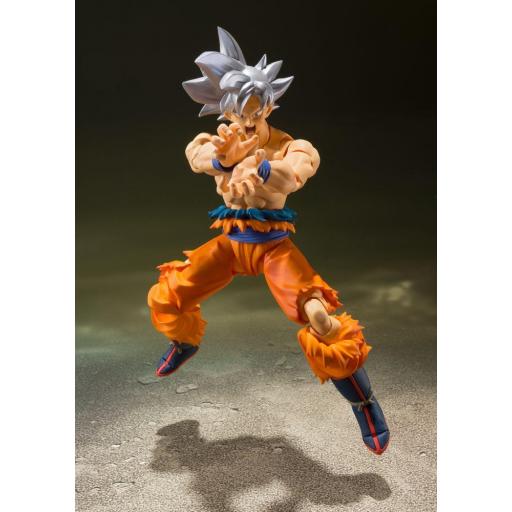 Figura Dragon Ball Super Son Goku Ultra Instinct SH Figuarts 14 cm [3]