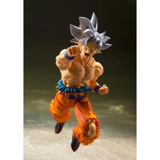 Figura Dragon Ball Super Son Goku Ultra Instinct SH Figuarts 14 cm