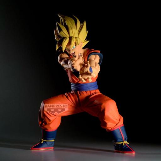 Figura Dragon Ball Z Son Goku Super Saiyan Grandista Banpresto 25 cm [4]