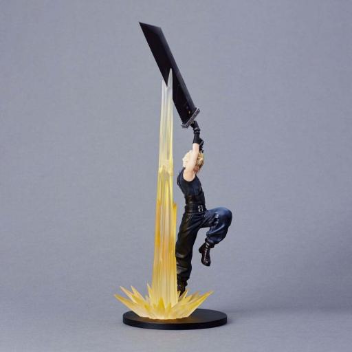 Figura Final Fantasy VII Rebirth Cloud Strife 30 cm [3]