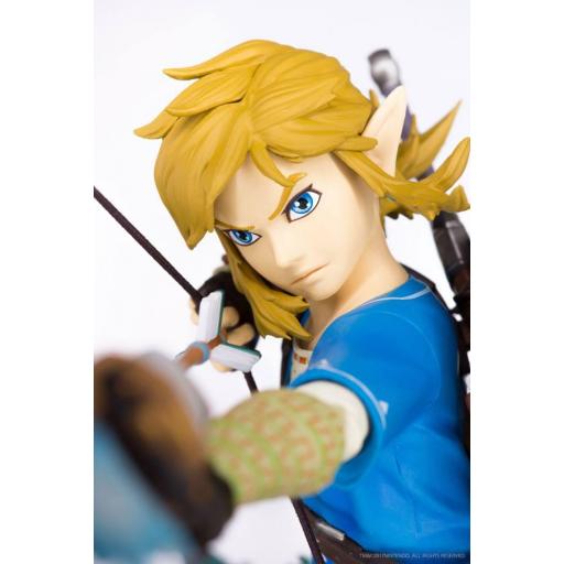 Figura First 4 Figures The Legend of Zelda Breath of the Wild Link Standard Edition 26 cm [1]