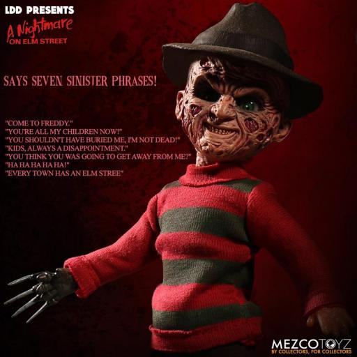 Figura Freddy Krueger Living Dead Doll Mezco Toyz 25 cm