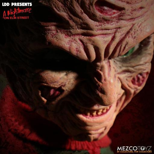 Figura Freddy Krueger Living Dead Doll Mezco Toyz 25 cm [2]
