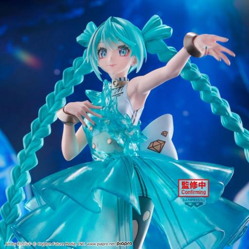 Figura Hatsune Miku Evolve Clearluxe Emerald Gem Banpresto 28 cm [2]