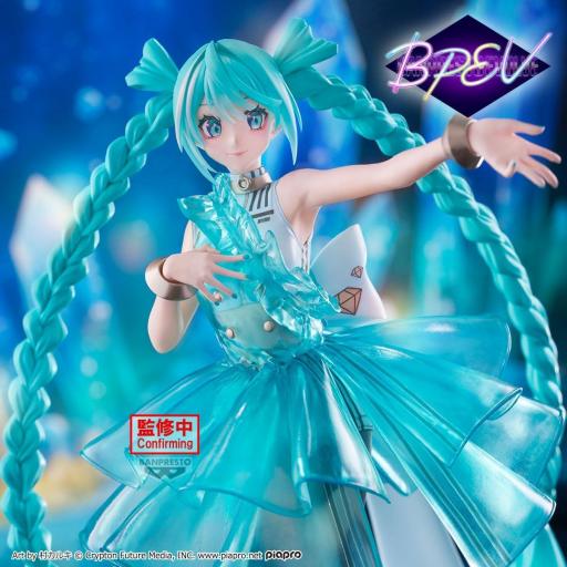 Figura Hatsune Miku Evolve Clearluxe Emerald Gem Banpresto 28 cm [5]