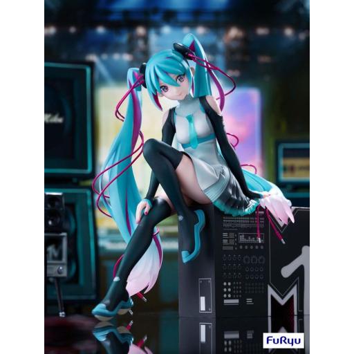 Figura Hatsune Miku MTV Furyu 20 cm [1]