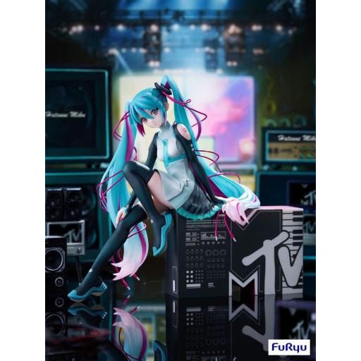 Figura Hatsune Miku MTV Furyu 20 cm