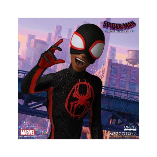Figura Marvel Spider-Man Miles Morales Mezco Toyz 17 cm [1]