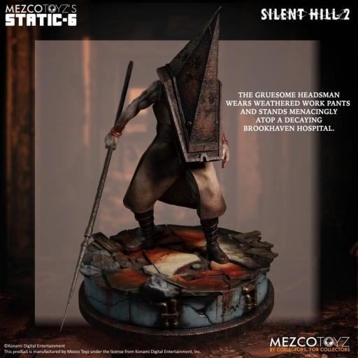 Figura Mezco Toyz Silent Hill 2 Red Pyramid Thing 42 cm