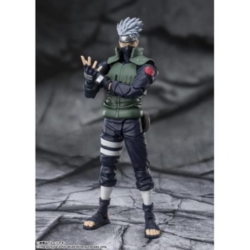 Figura Naruto Shippuden Kakashi Hatake S.H. Figuarts 16 cm