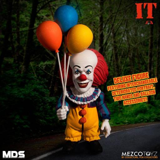 Figura Pennywise Mezco Toyz 15 cm [0]