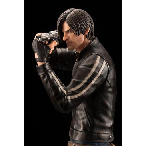 Figura Resident Evil Vendetta Leon S. Kennedy 29 cm