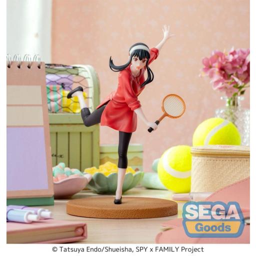 Figura Spy x Family Yor Forger Tennis Luminasta Sega 17  cm