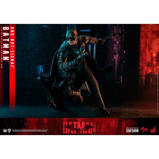 Figura The Batman with Bat-Signal Movie Masterpiece Hot Toys 31 cm [2]