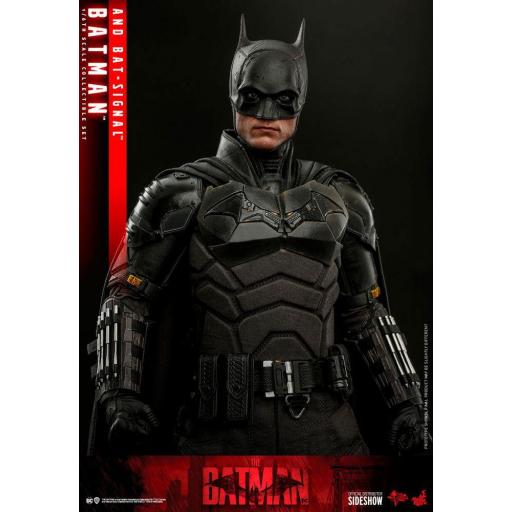 Figura The Batman with Bat-Signal Movie Masterpiece Hot Toys 31 cm [1]