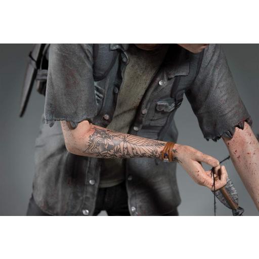 Figura The last of Us Part II Ellie Dark Horse 20 cm [1]