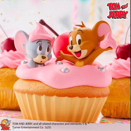 Figura Tom y Jerry Soft Vinyl Sweet Cupcake 11 cm [0]