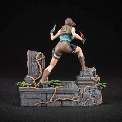 Figura Tomb Raider Lara Croft Dark Horse 24 cm [5]