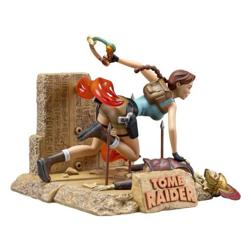 Figura Tomb Raider Lara Croft Dark Horse 16 cm [2]