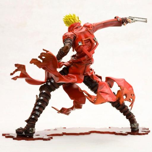 Figura Trigun Vash The Stampede 19 cm 2.jpg [2]