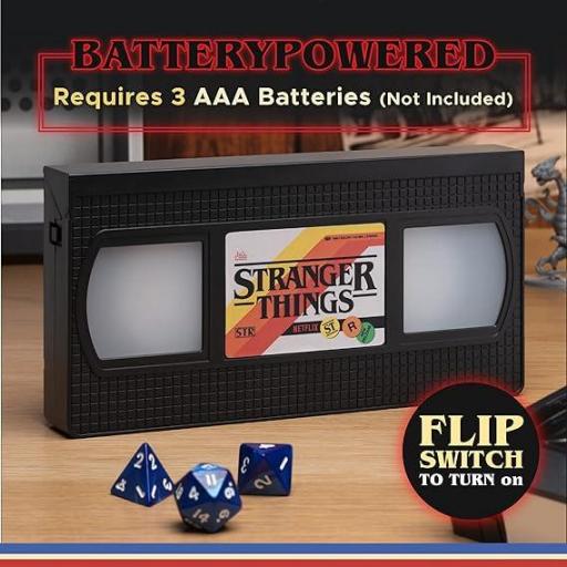Lámpara Stranger Things VHS Logo Paladone 20 cm [2]